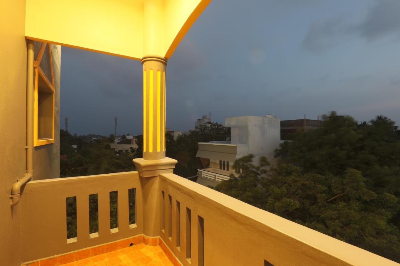 Hotel Castle Manor - Auroville Beach Pondicherry Eksteriør bilde